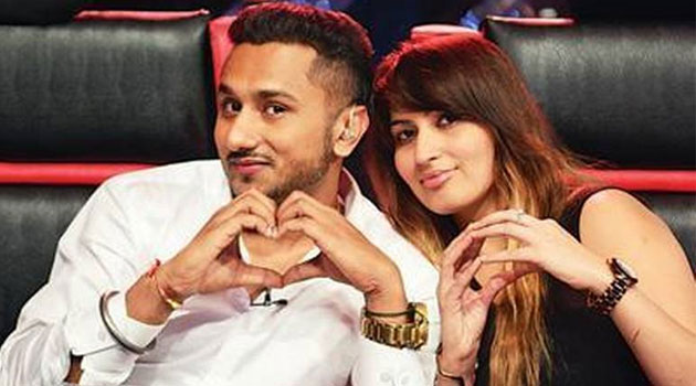 That's how Yo Yo Honey Singh's wife looks like!